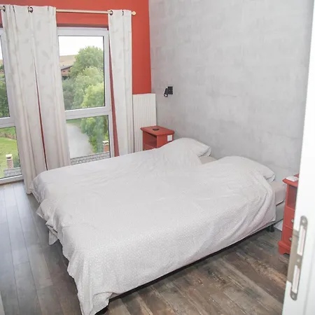 Tranquil In Ardennes Hébergement de vacances Doische